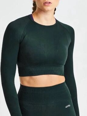 AYBL Dark Green Long Sleeve Seamless Crop Top